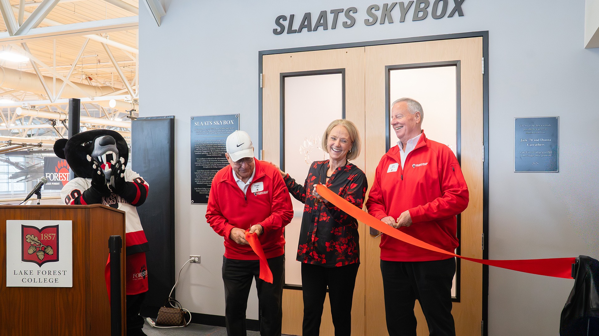 Slaats Skybox Opening