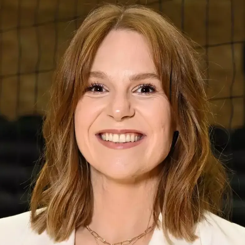 Coach Melanie Hughes