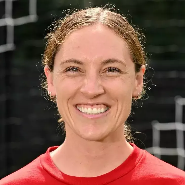 Coach Sara Mahoney