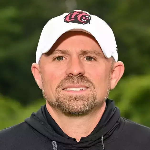 Coach Donnie Moline