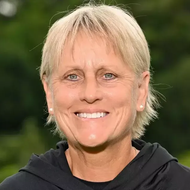 Coach Tamlyn Tills