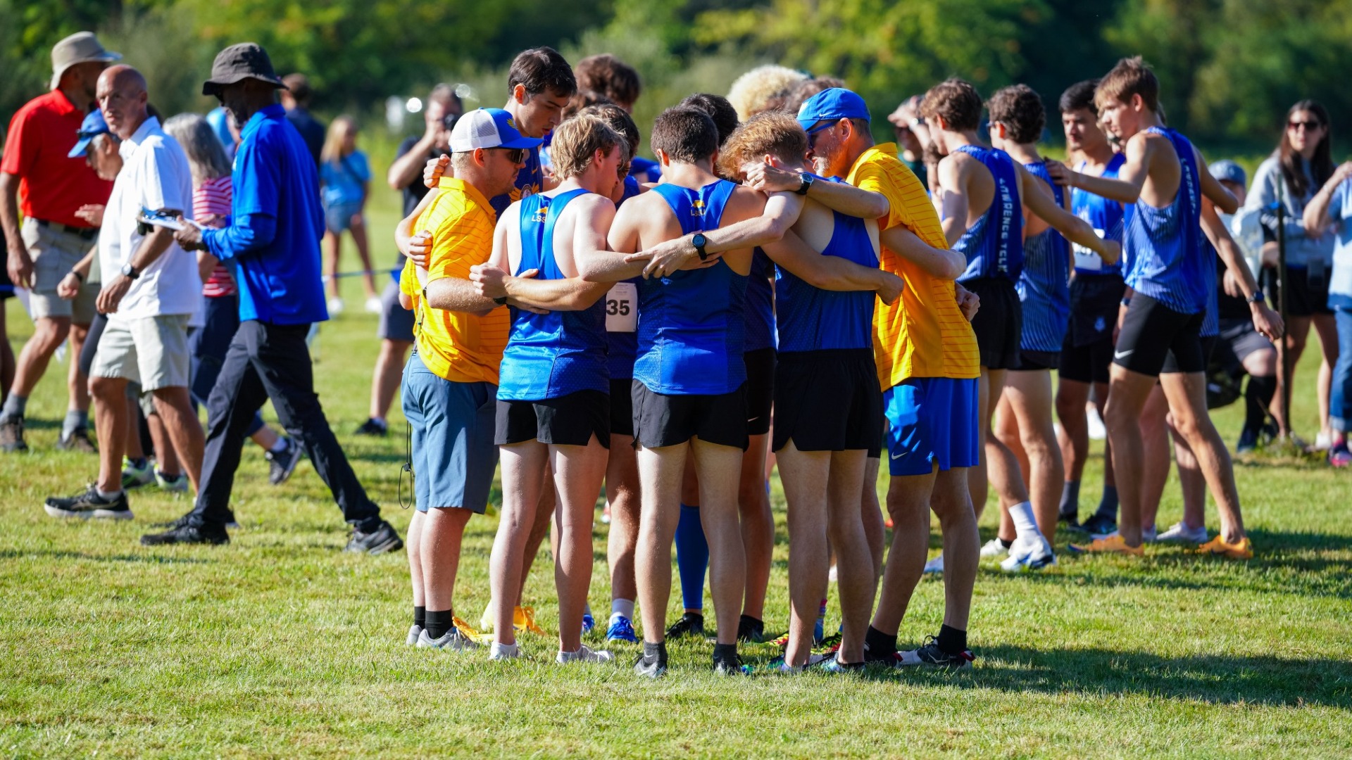 XC Team Huddle at Northwood Invitational