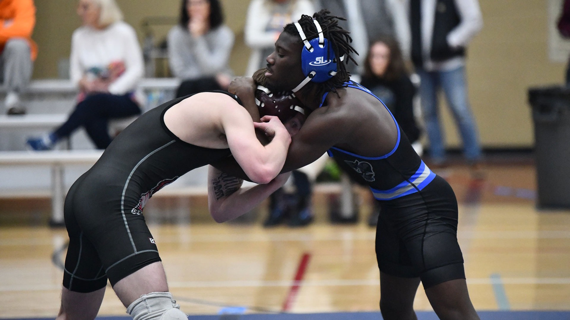 010926-MWrestling-Recap