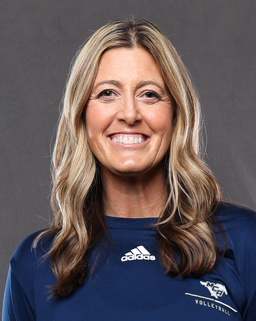 Tara Ackmann 