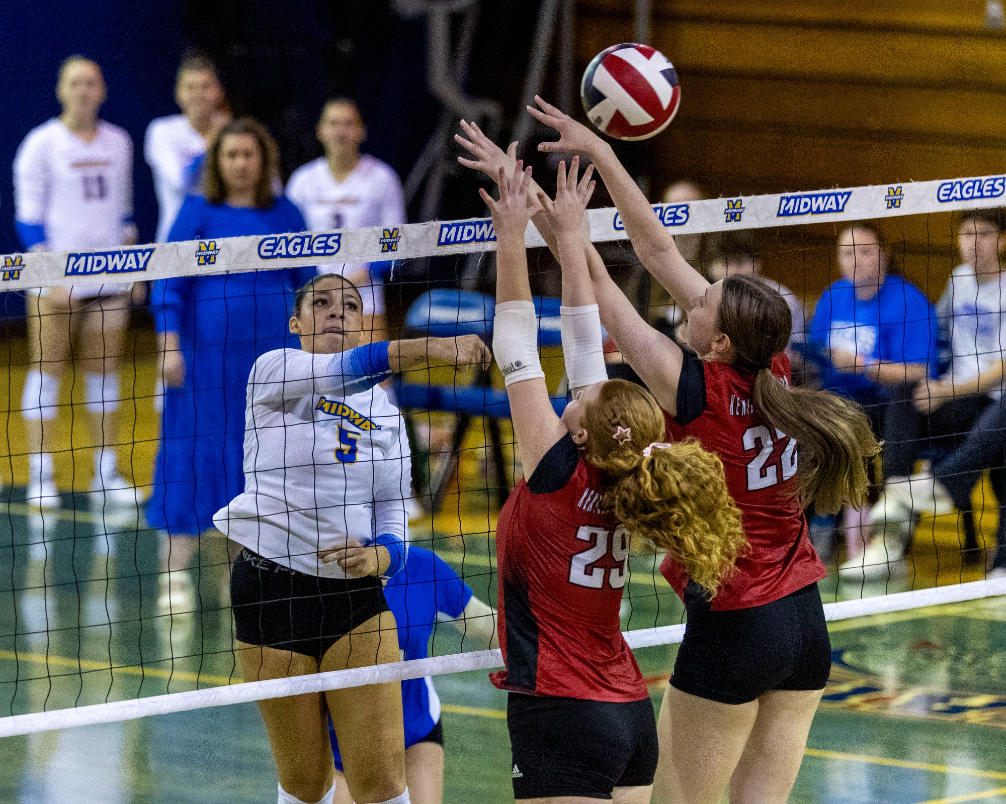 Midway University women’s volleyball vs. Kentucky Christian University Friday, Oct. 2, 2026 at at Marshall Gymnasium in Midway, Ky. Photo by Brian Simms