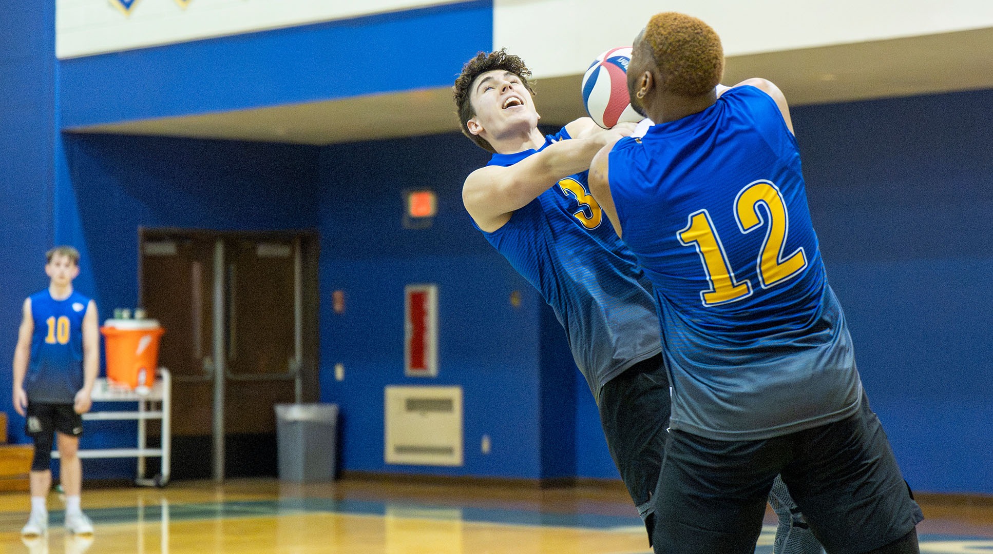 Men's volleyball photo for IUE road recap