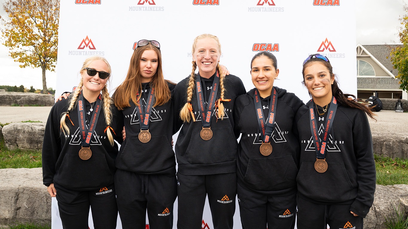 Women's Cross Country win 2025 OCAA Bronze