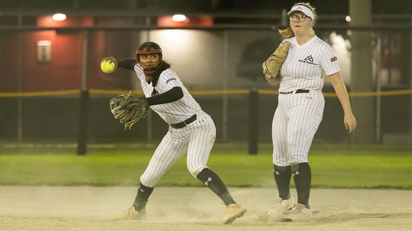 Ashka Pieris-Stevens fields the ball