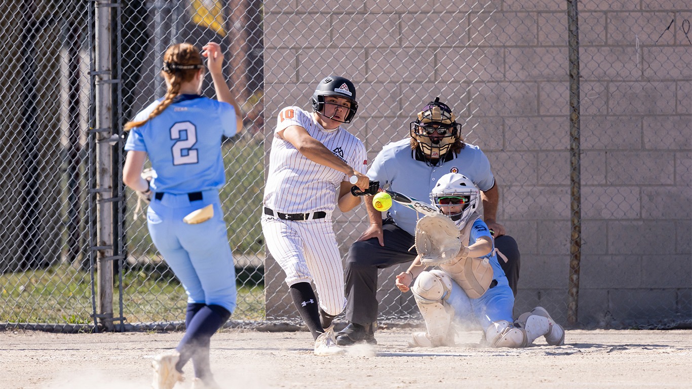 Ashlee LaForme swinging 