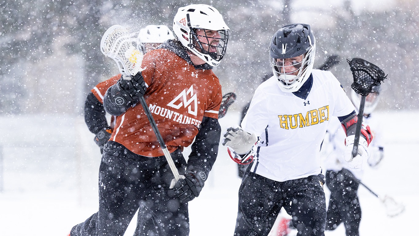 Mohawk versus Humber at the 2025 CUFLA Sixes Showcase 