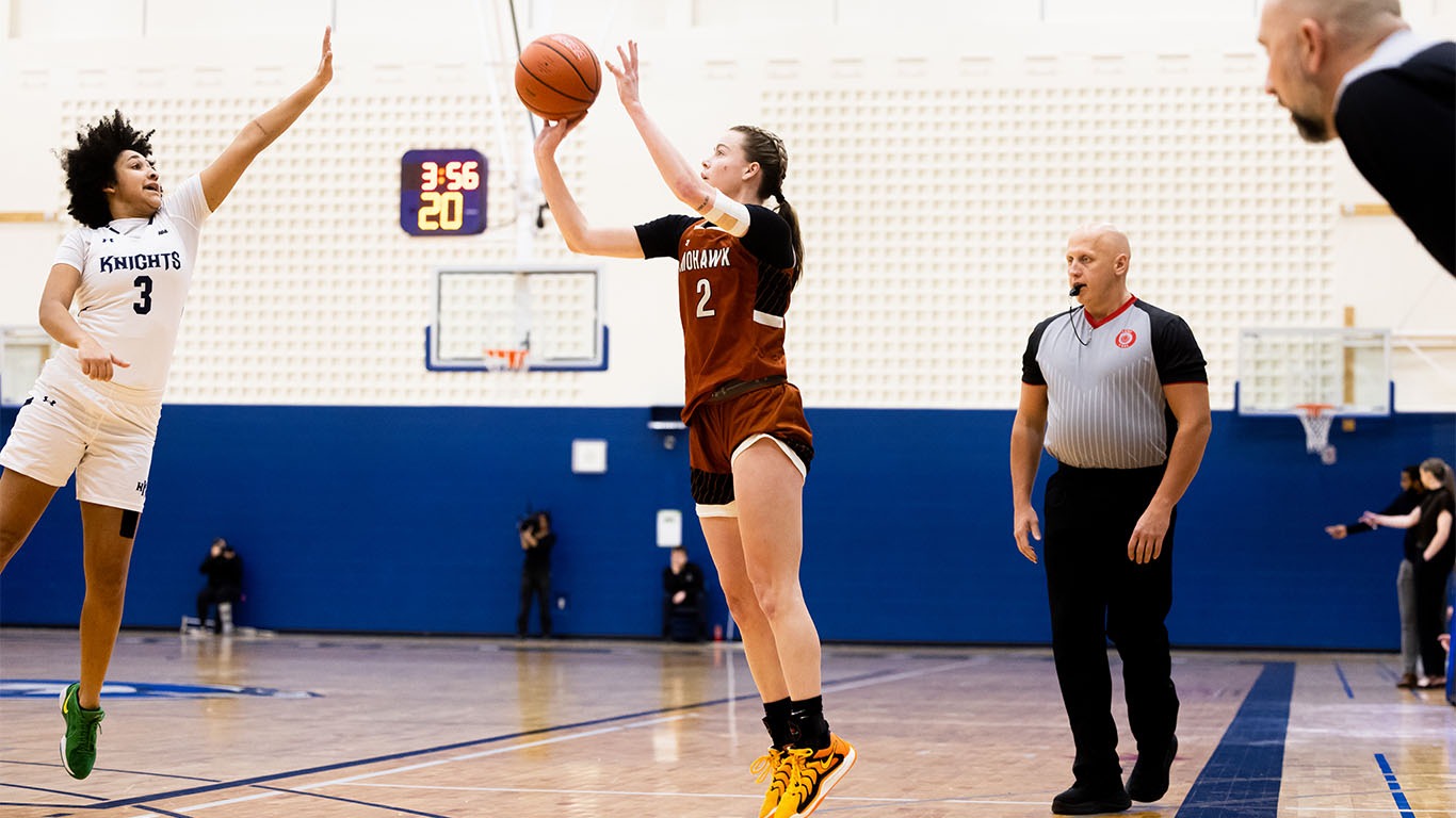 Joanna Smith three ball