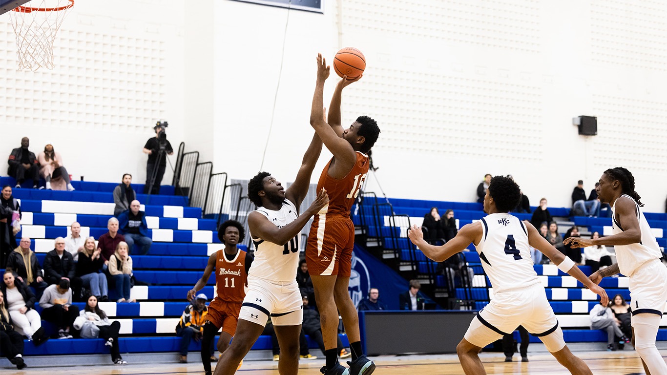 Paul Omoforma with the hook shot