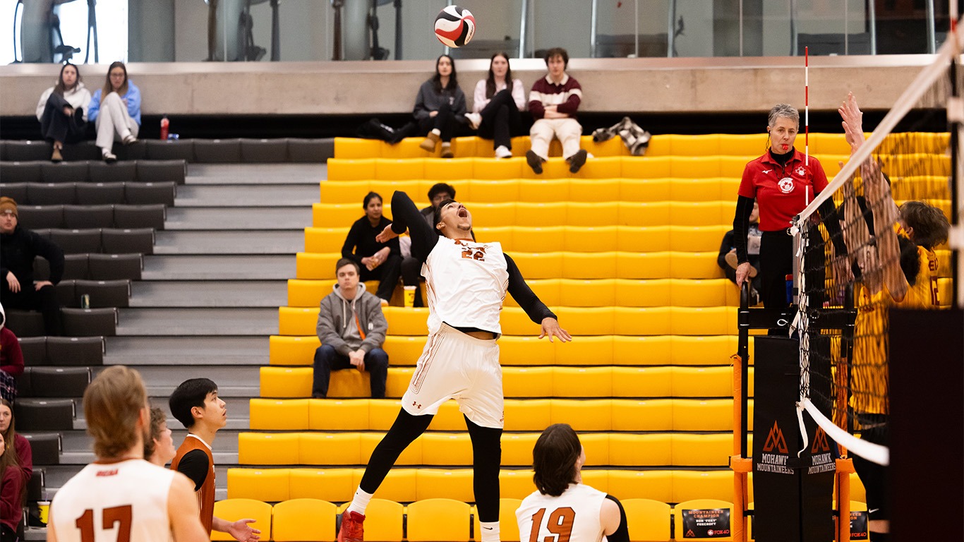 Marthus Guedes goes up for the swing