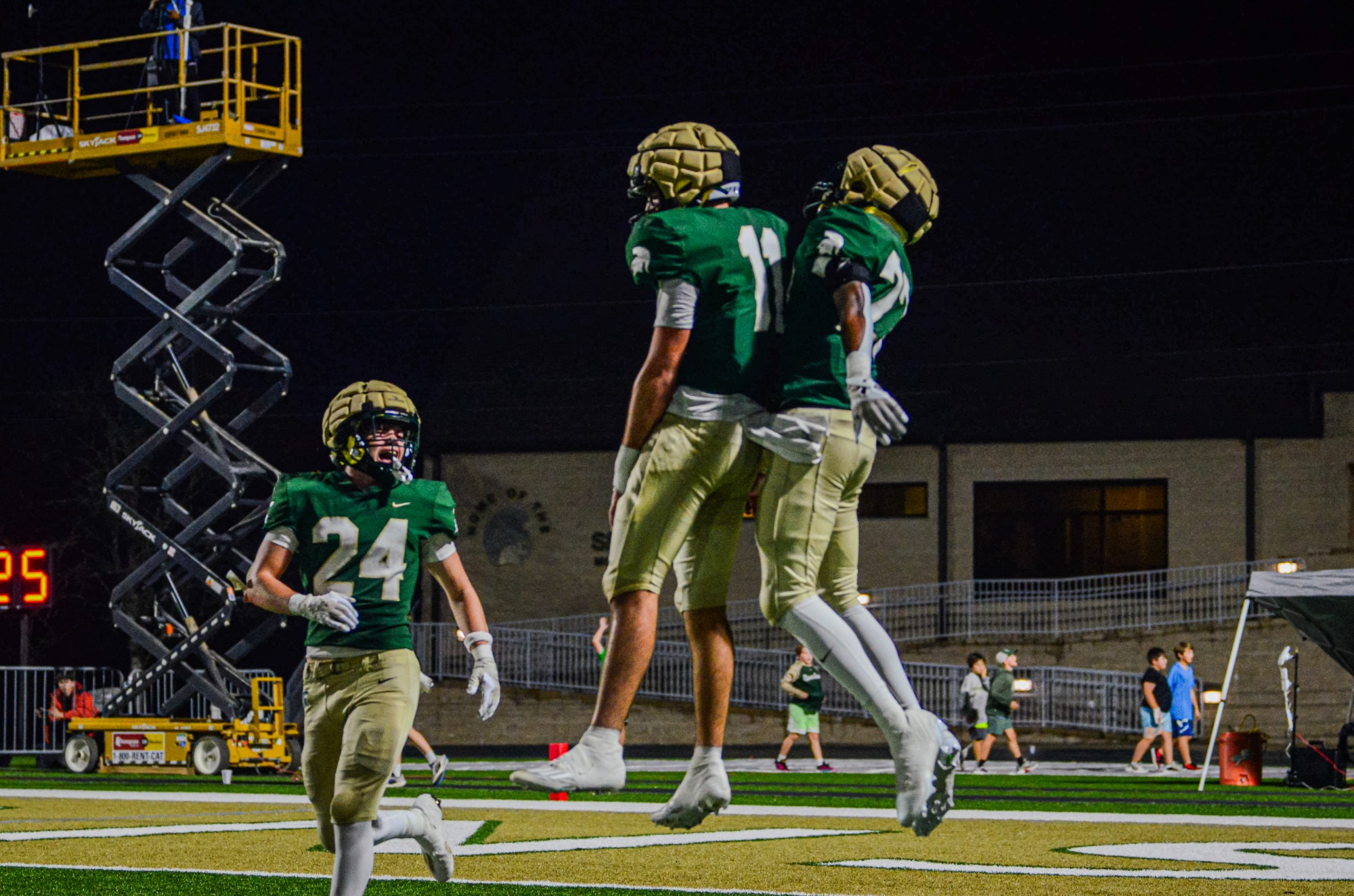 Mountain Brook Football vs Muscle Shoals | November 21, 2025 | 6A Quarterfinals