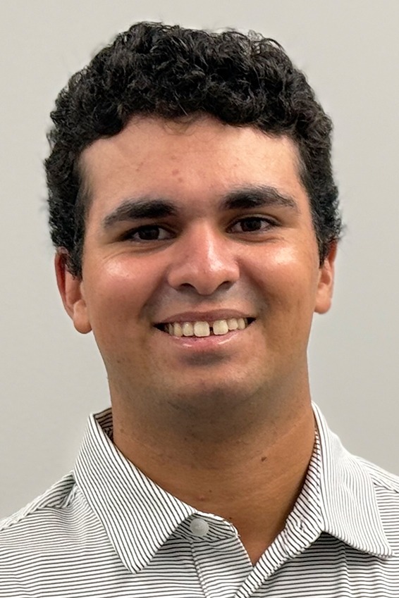 Joe Lusumbo Headshot Men's Golf