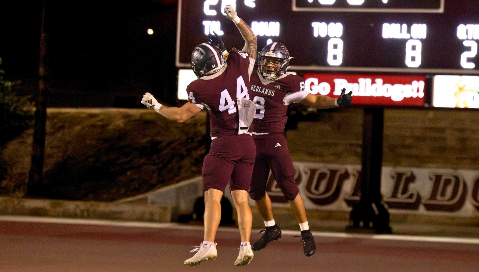 Football - La Verne