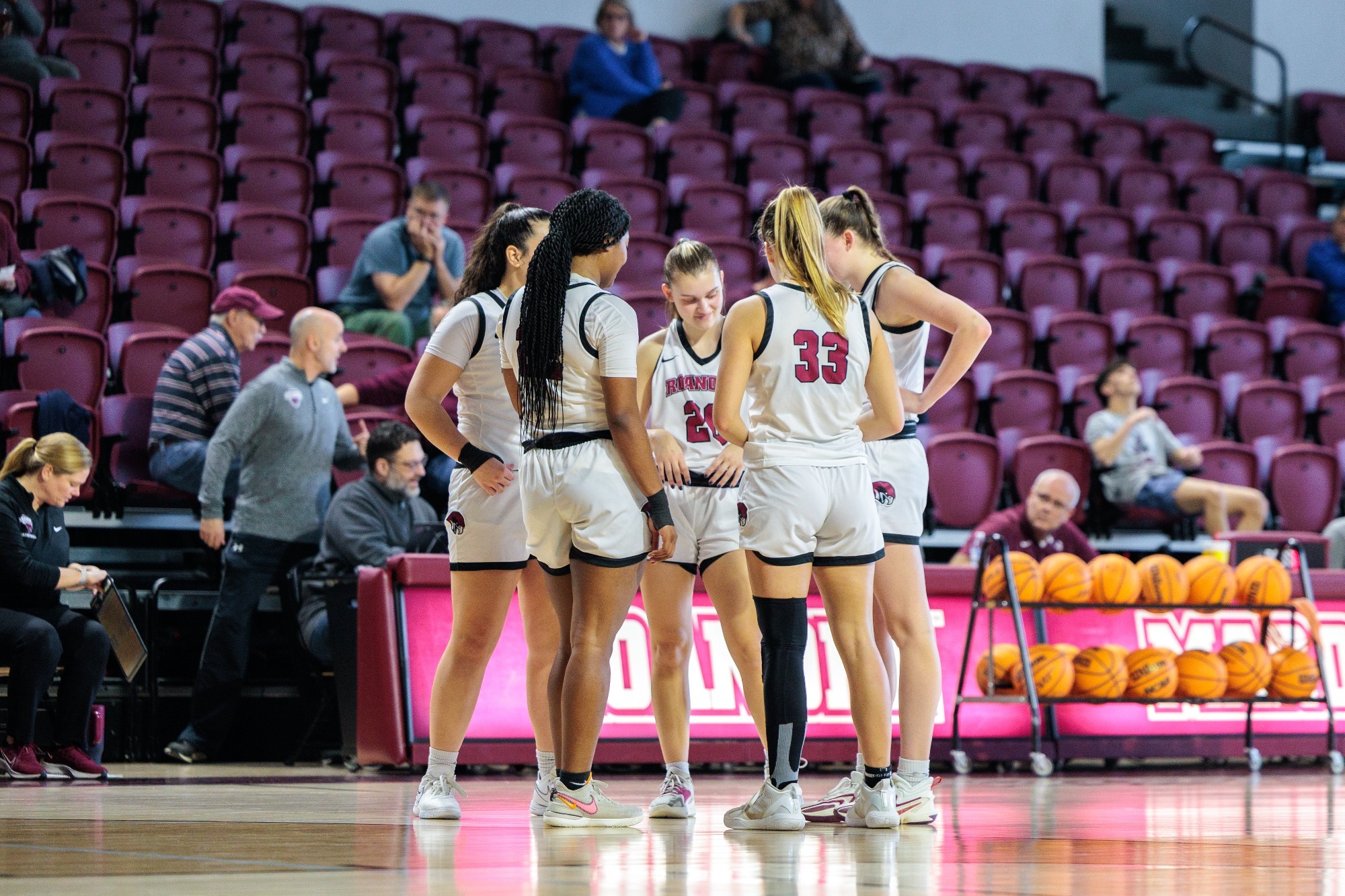 WildCats Take Down Roanoke in Women’s Basketball Roanoke College