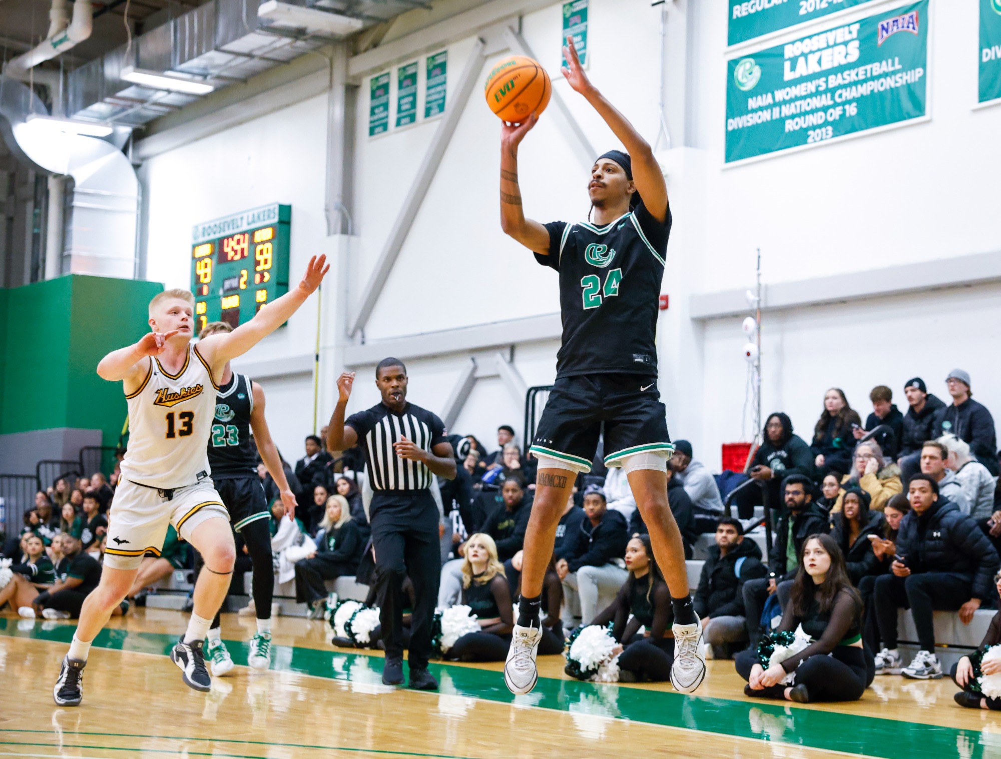 Roosevelt Men's Basketball vs. Michigan Tech