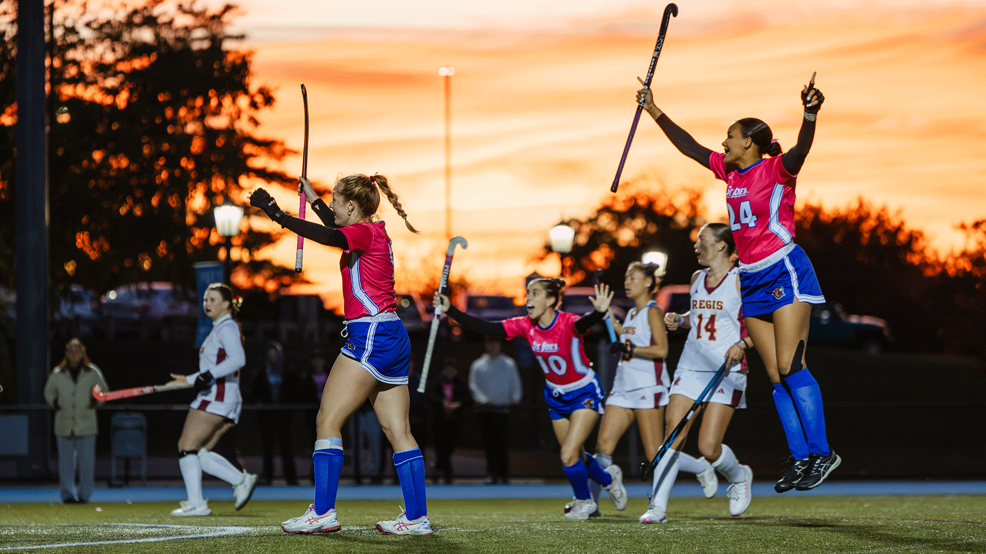 Field Hockey vs Regis