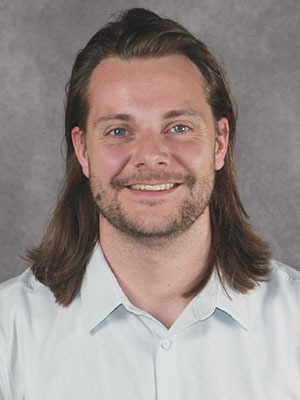 Dakota Woodworth Headshot
