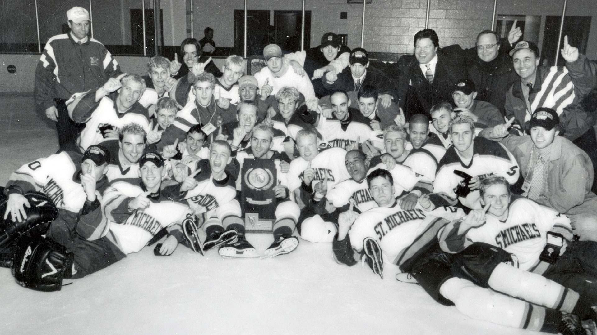 1998-99 Men's Ice Hockey National Champions