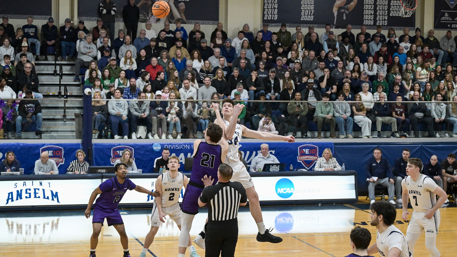 Men's Basketball Championship Game Tipoff