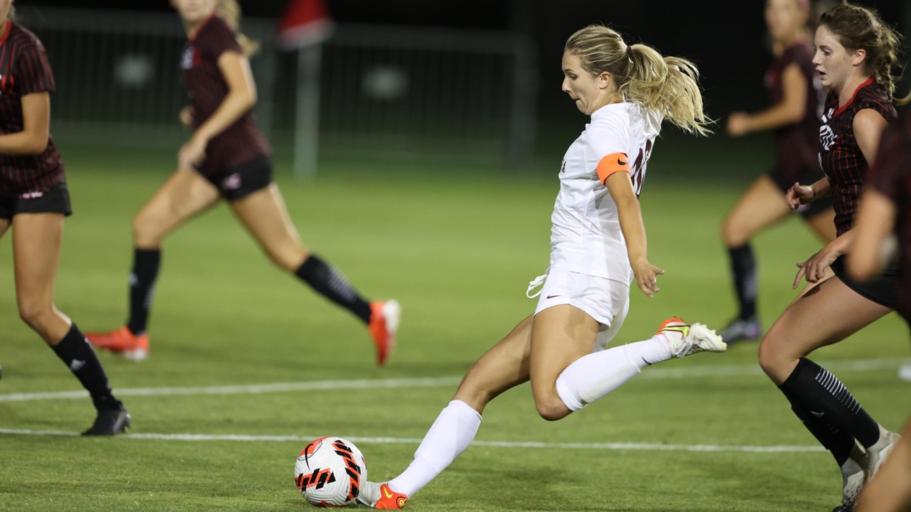 Women's Soccer Draws With Seattle - Santa Clara University