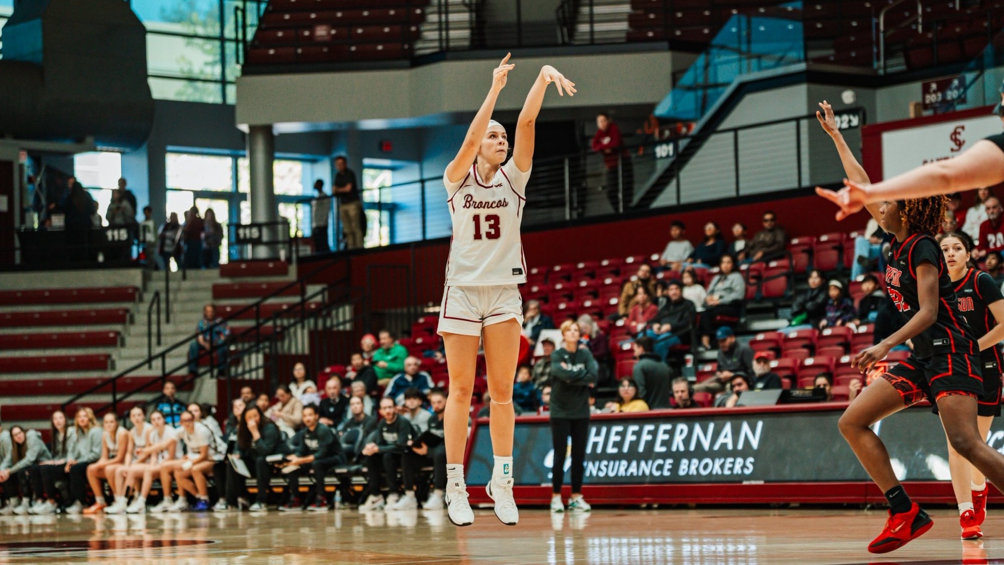 G7hI8RcasAAW64d ava schmidt