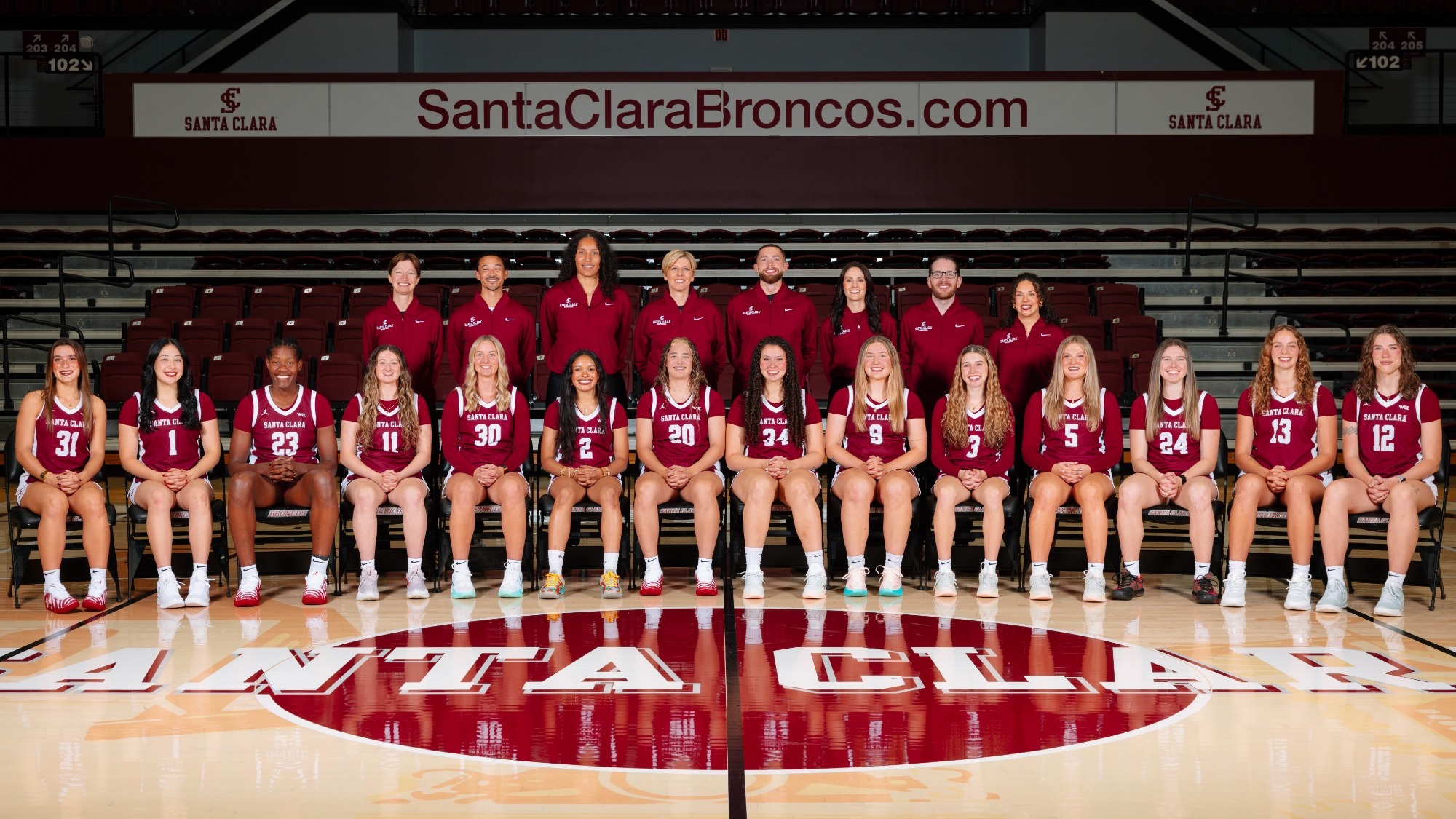 2026-27 wbb team photo