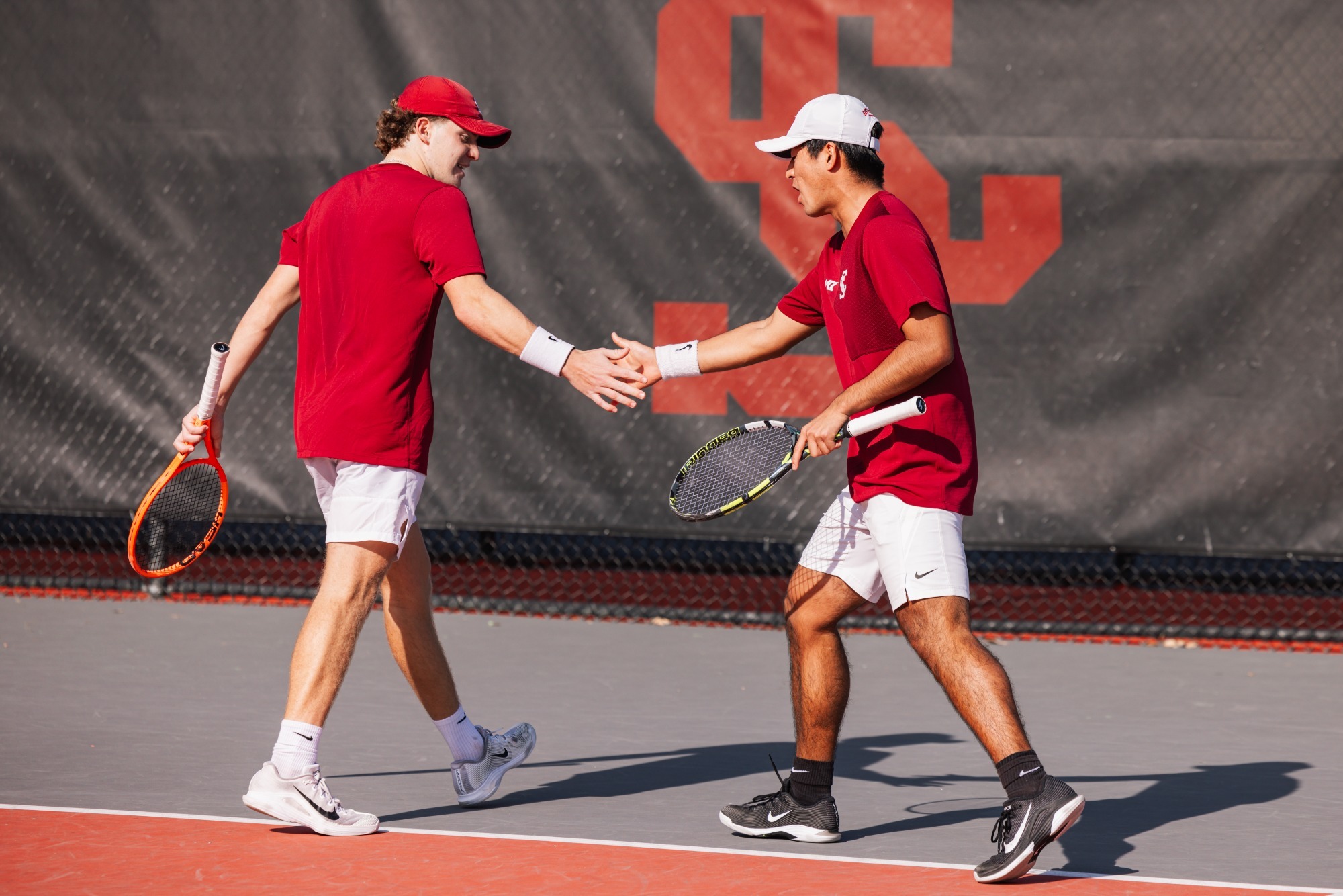 260201 MTEN vs Oregon Luca_Bluett_and_John_Kim_AJT_7444