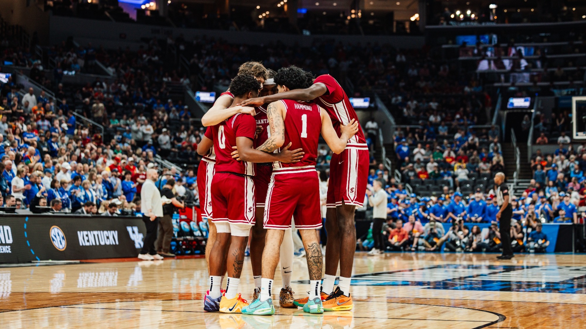 MBB Team Huddle NCAA Tournament