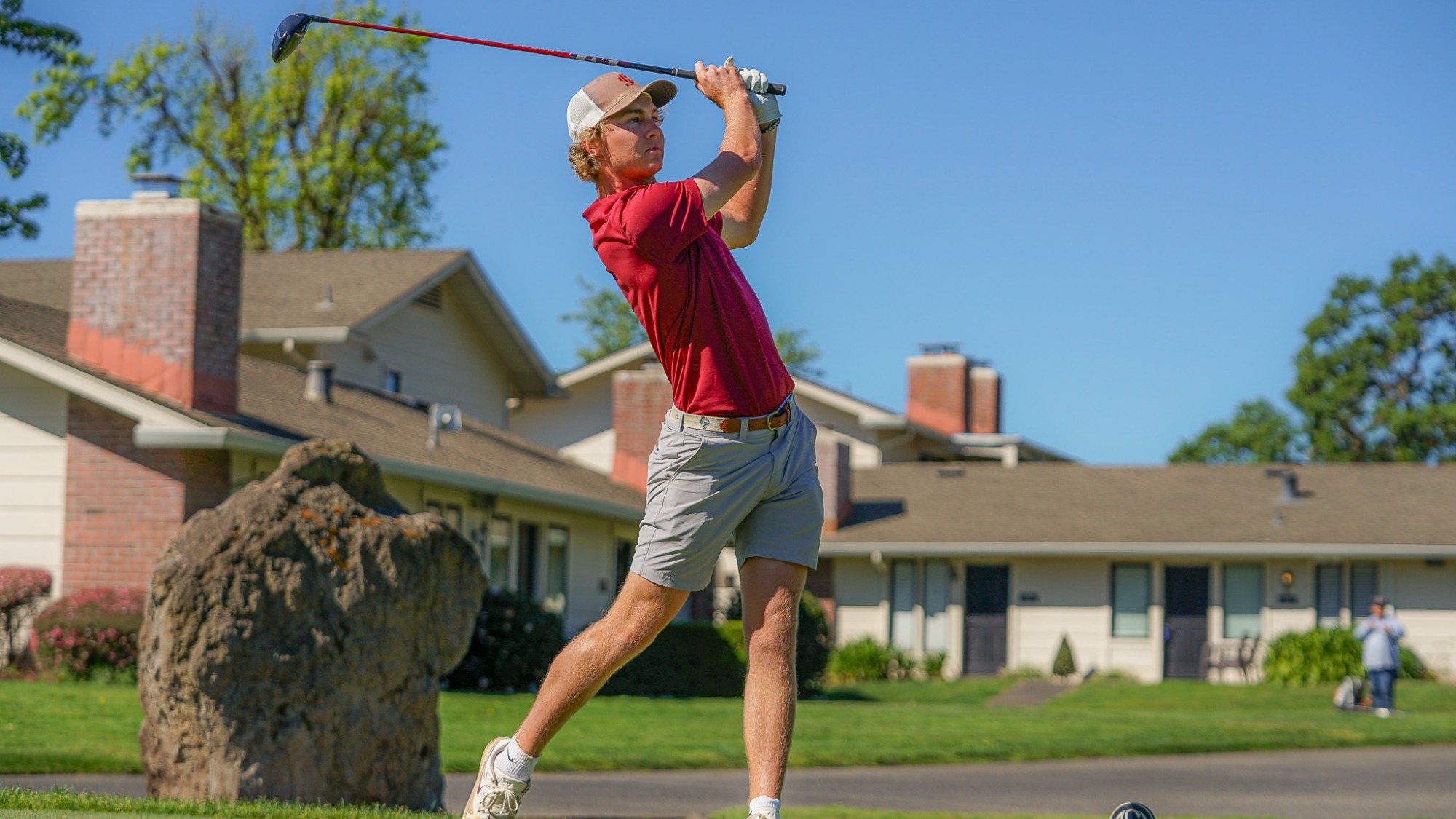 Overfelt, Calder Action