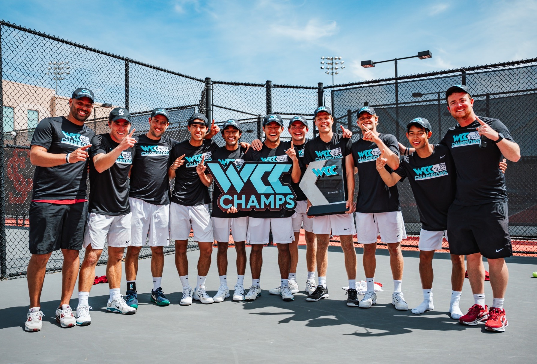 260418 MTEN vs San Diego_WCC Champs Team_DSC08584