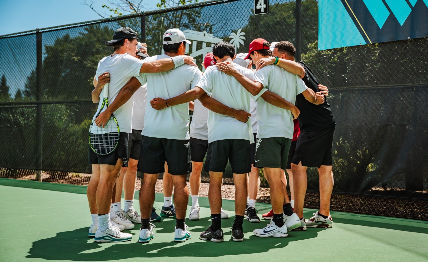 260423 MTEN vs Saint Mary's_WCC Tournament_Huddle DSC09279