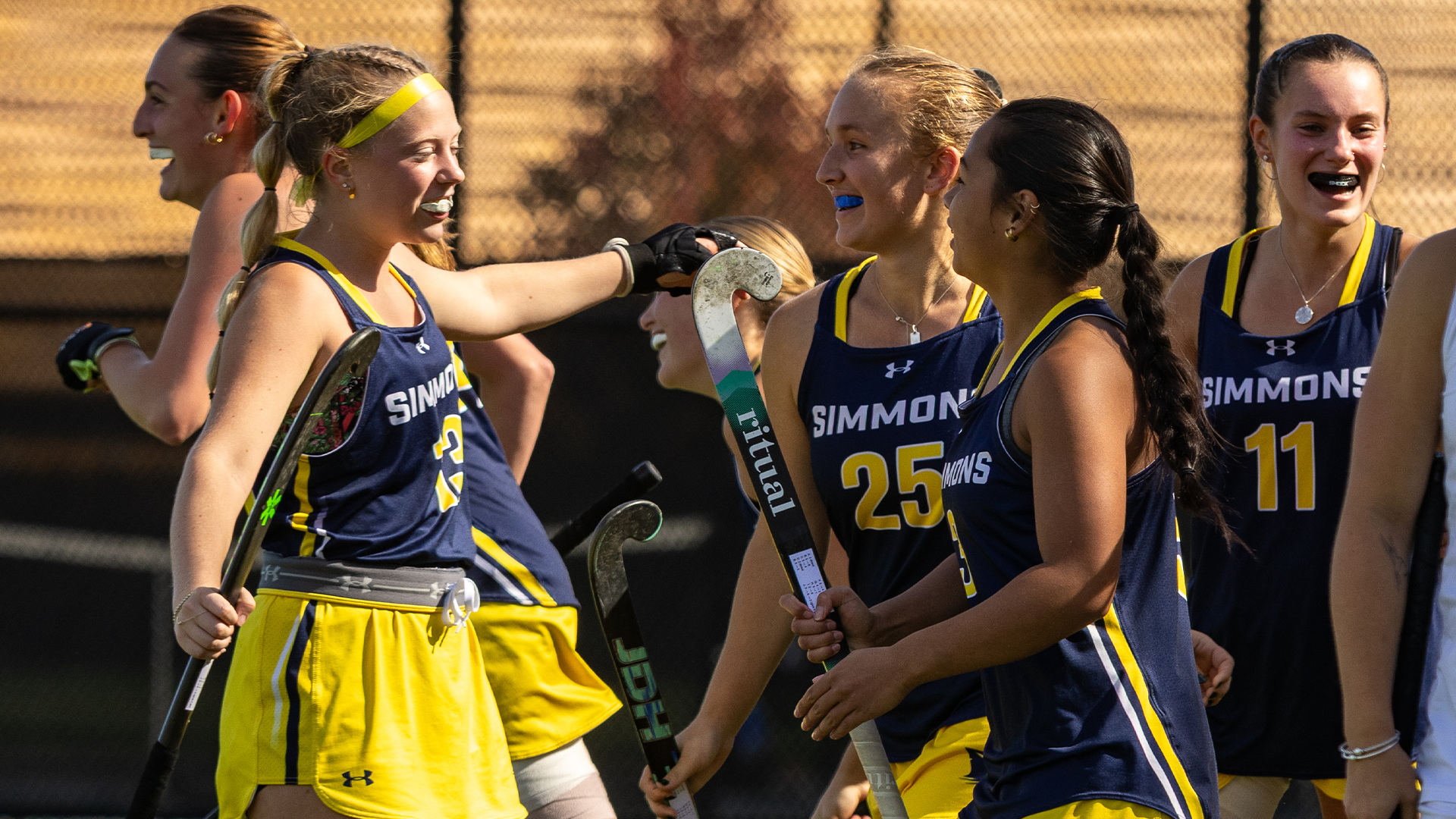 Field Hockey Lasell