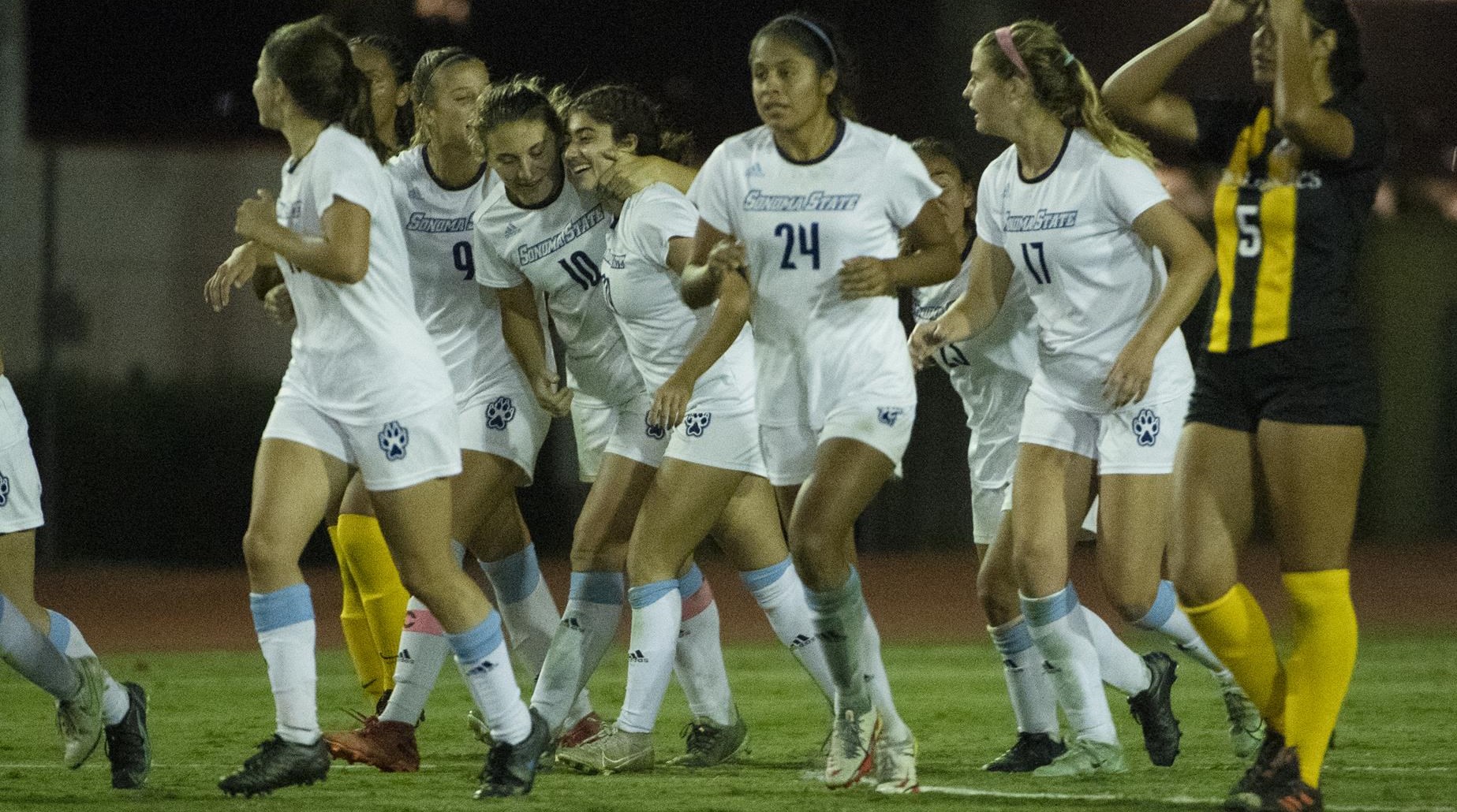 Andrea Lozano - 2022 - Women's Soccer - Sonoma State University Athletics