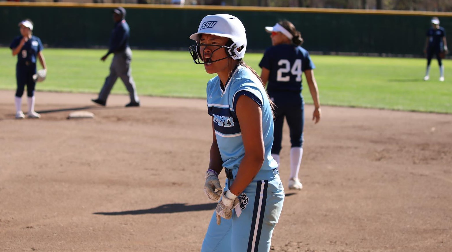 anna-zoia-buescher-2023-softball-sonoma-state-university-athletics