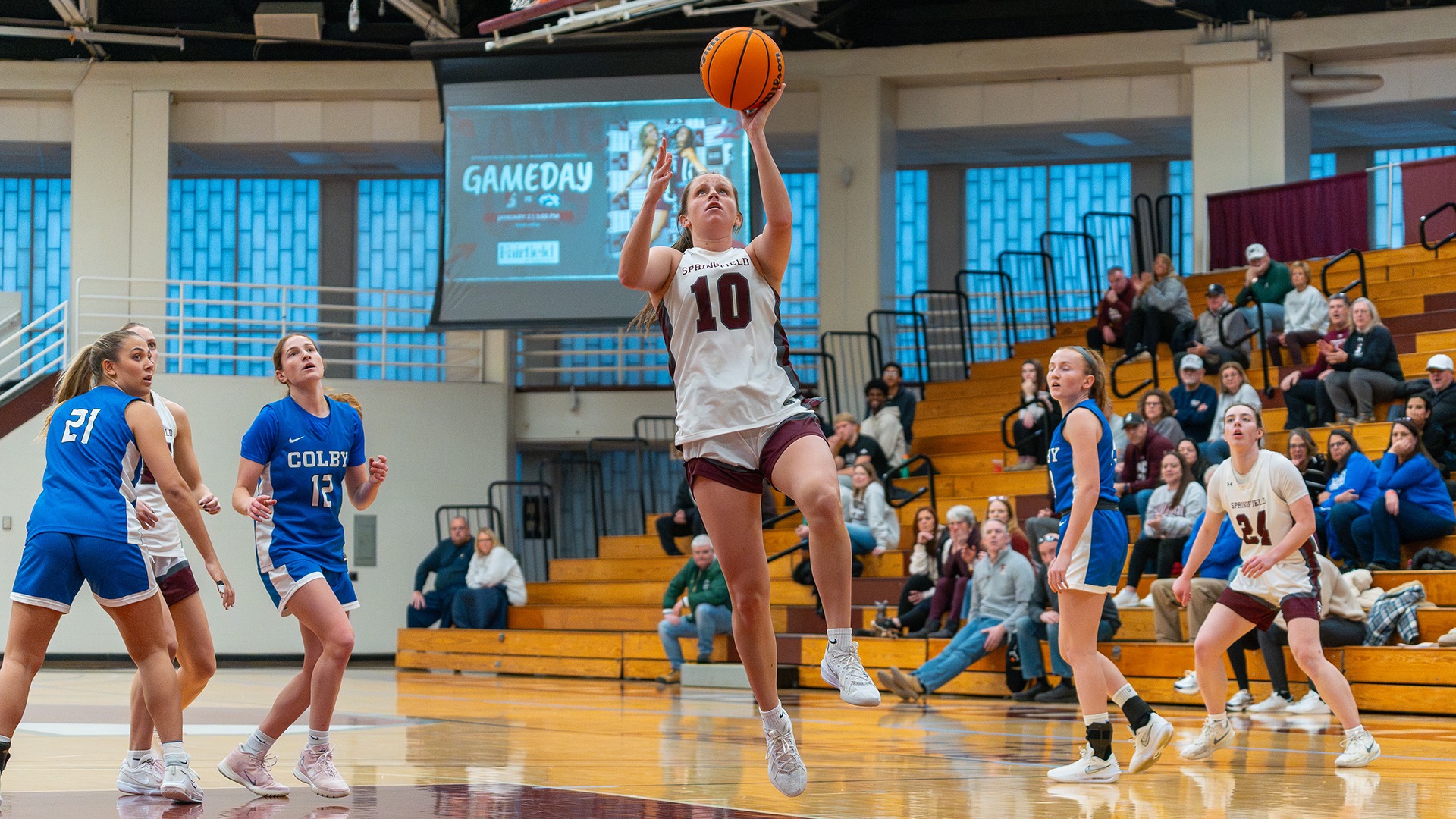 Amanda Leary Naisimth