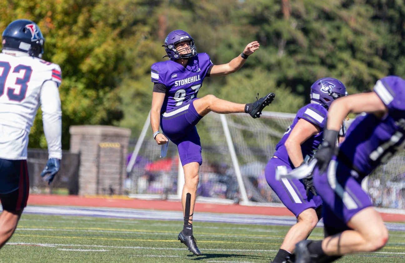 Football Set to Kick Off 2025 Campaign Saturday at Sacred Heart ...