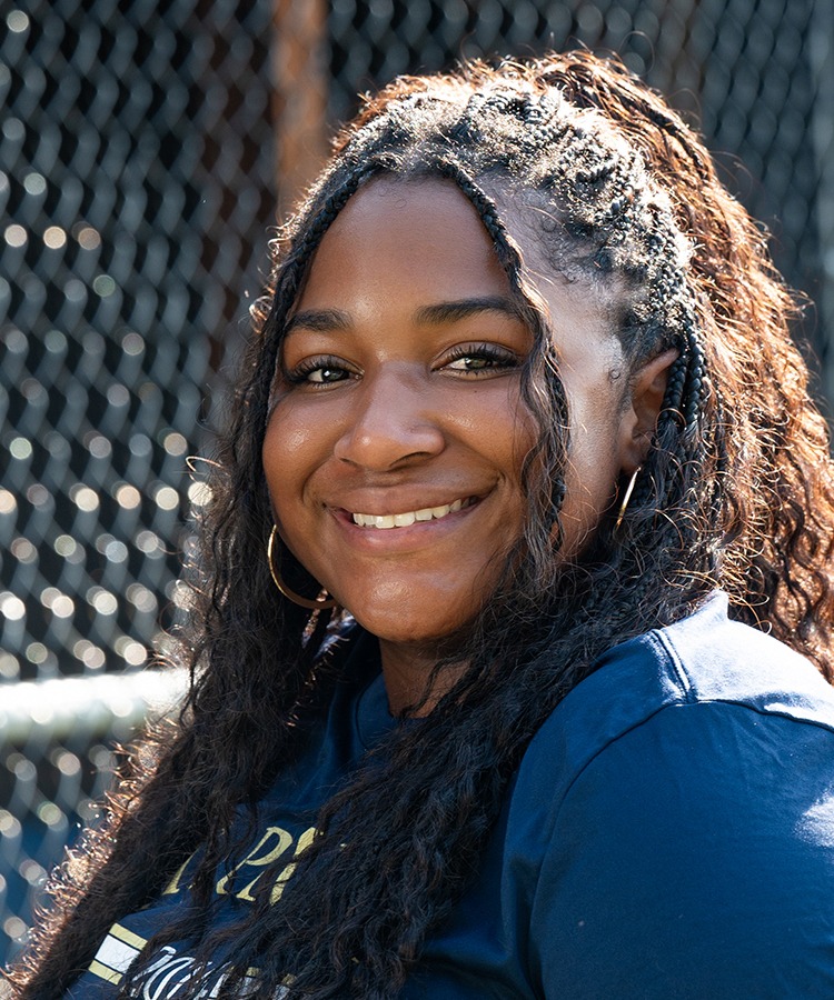 Coach Jordyn Portis