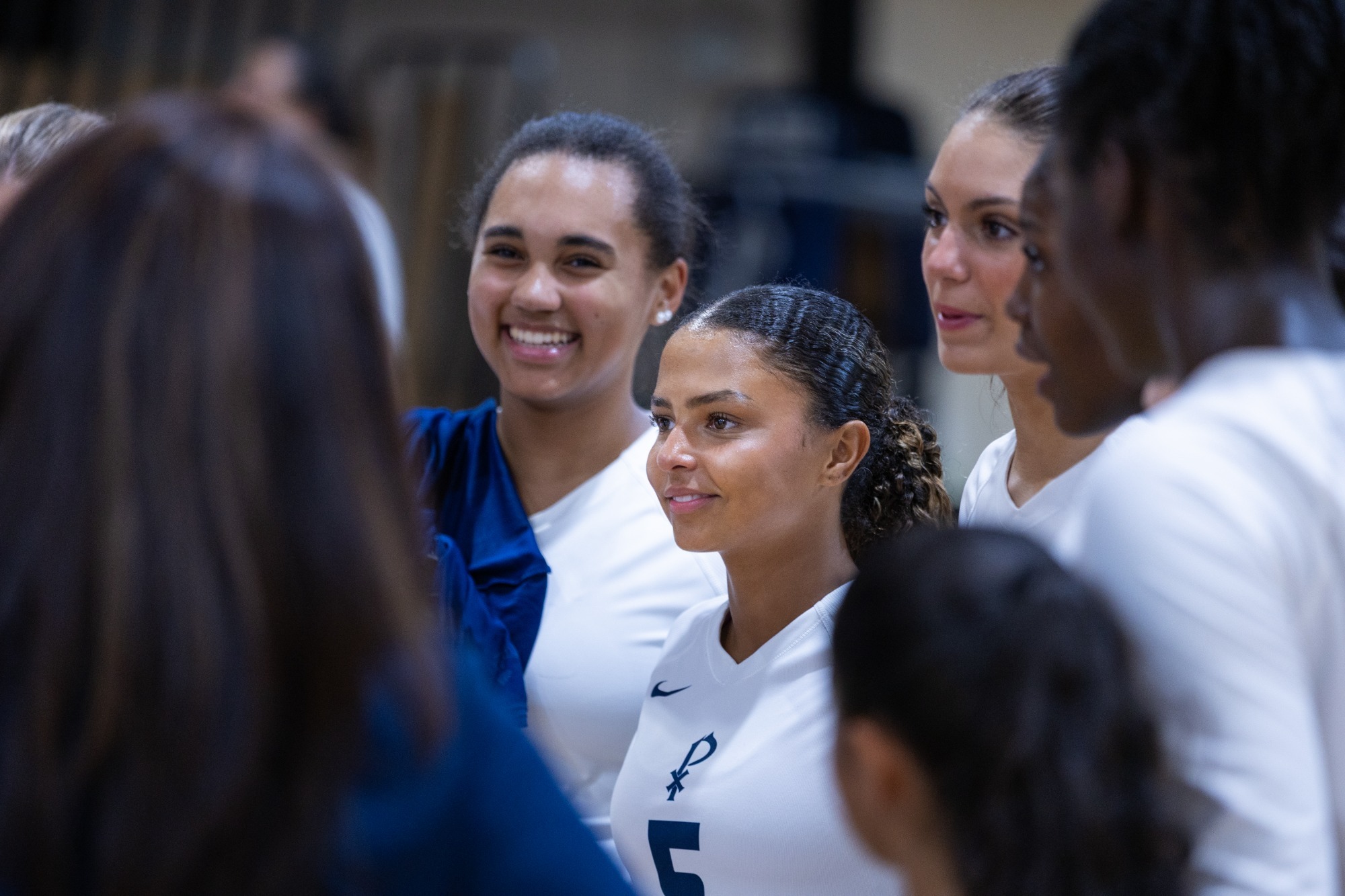 Girls Volleyball Stella and Andrea