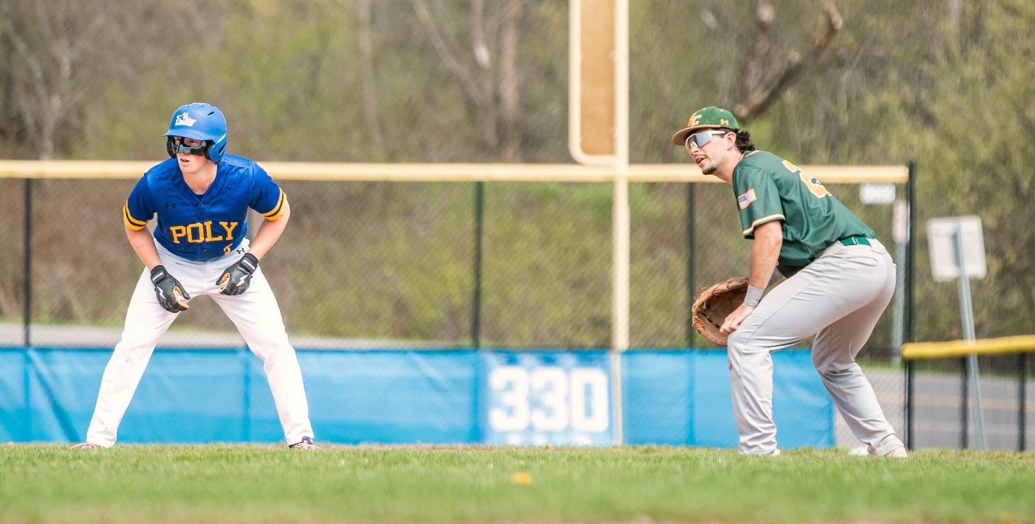 SUNY POLY baseball player takes his lead off of first