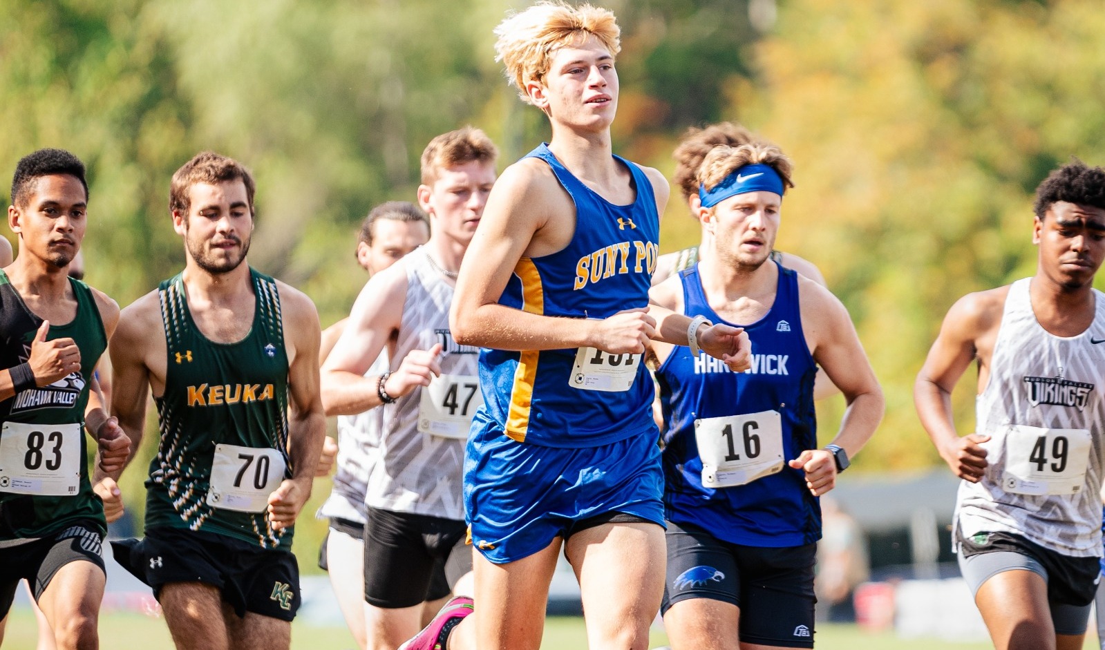 SUNY Poly runner beings the wildcat invitational run