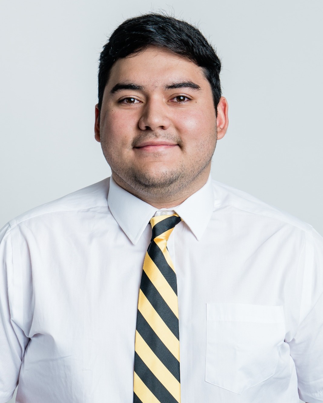 Manuel Cepeda Headshot 2025