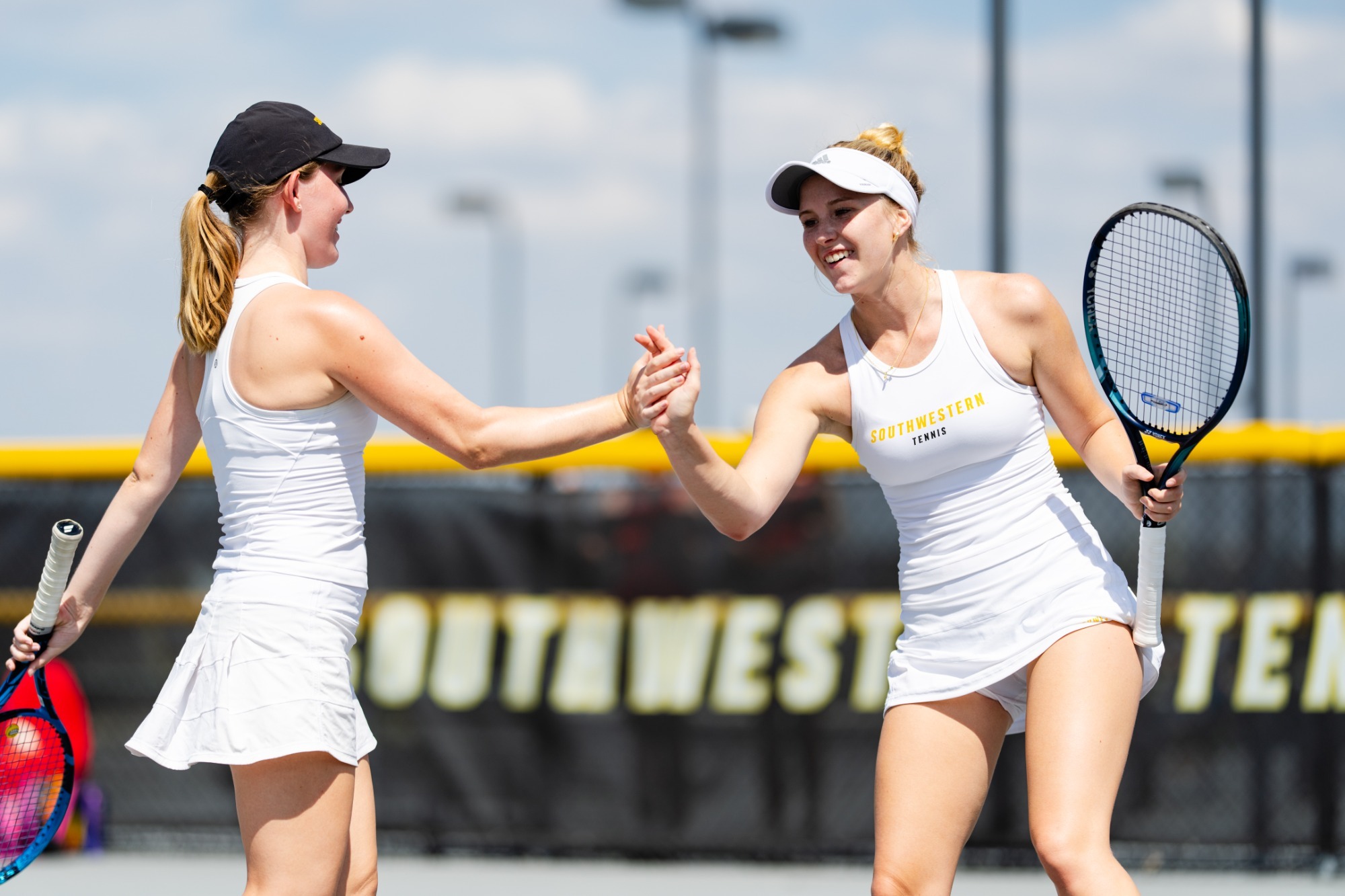 WTENNIS vs trinity
