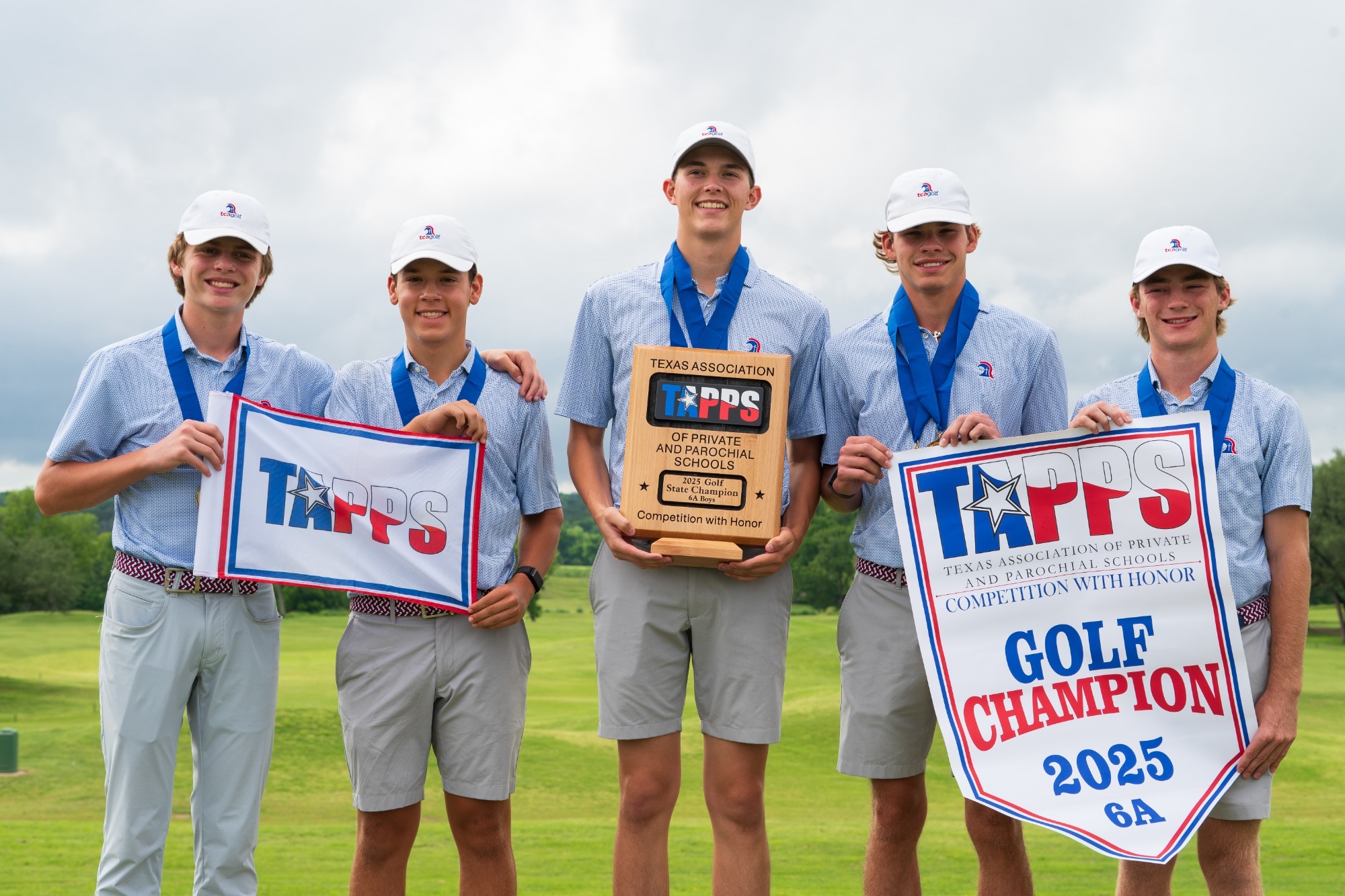 Boys Golf Wins State Title 
