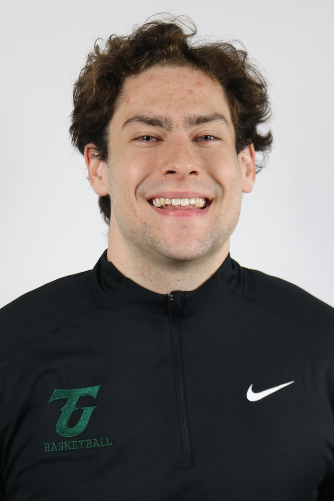 Zach Carrillo 24-25 MBB headshot