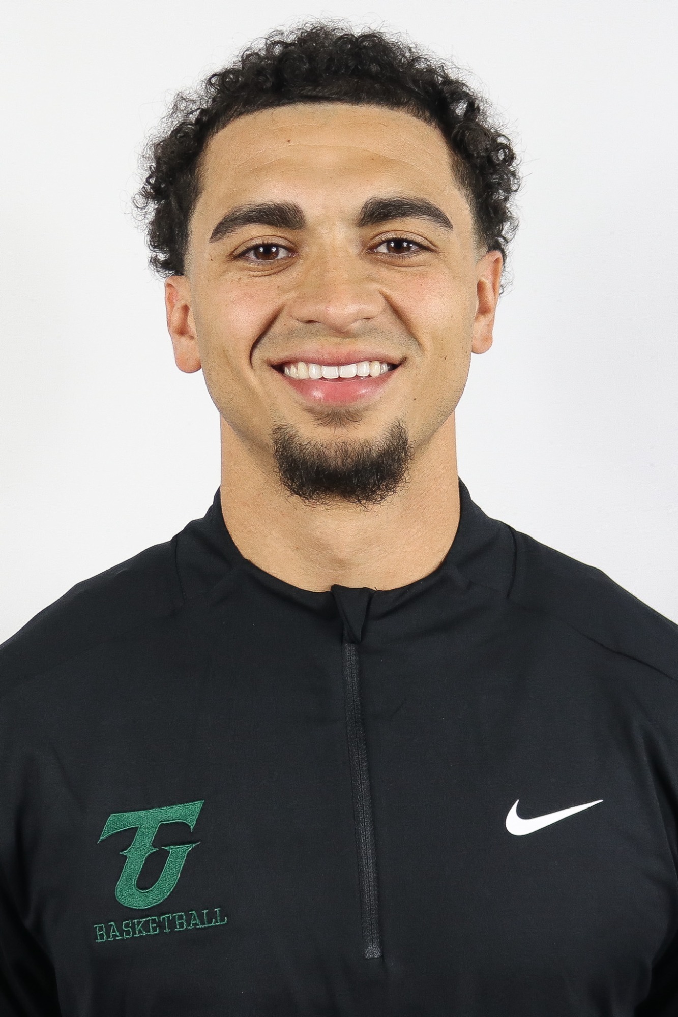 Desmond Balentine 24-25 headshot