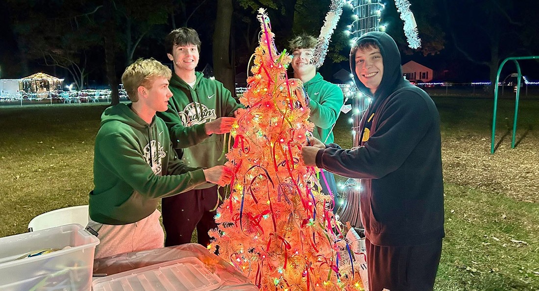 Tiffin student-athletes engaged in Operation Hallmark.