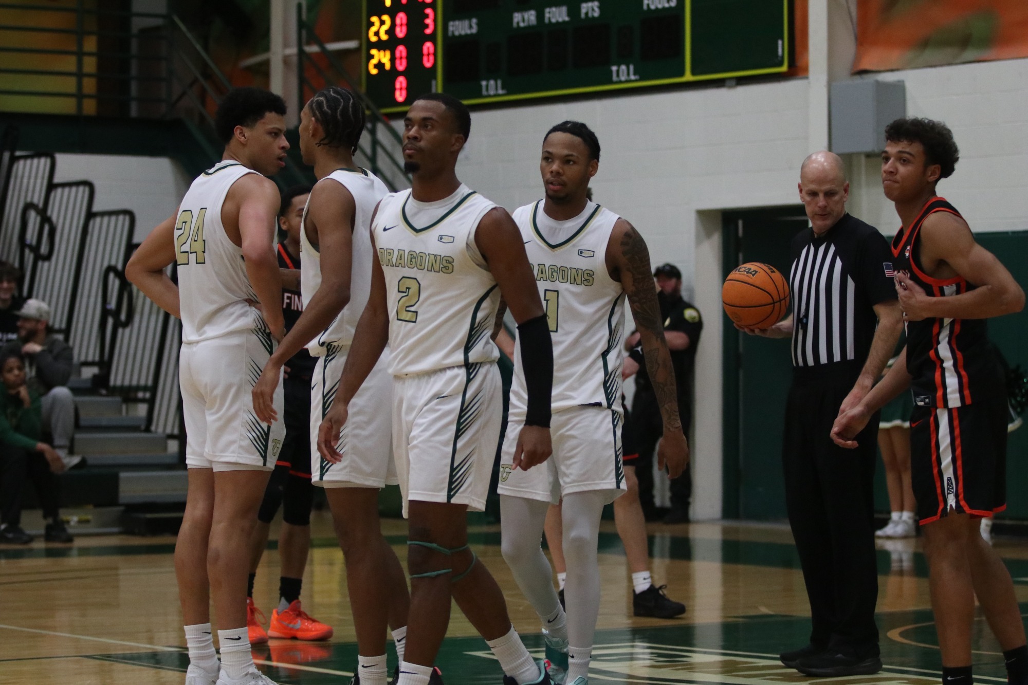 Men's Basketball loses to Findlay